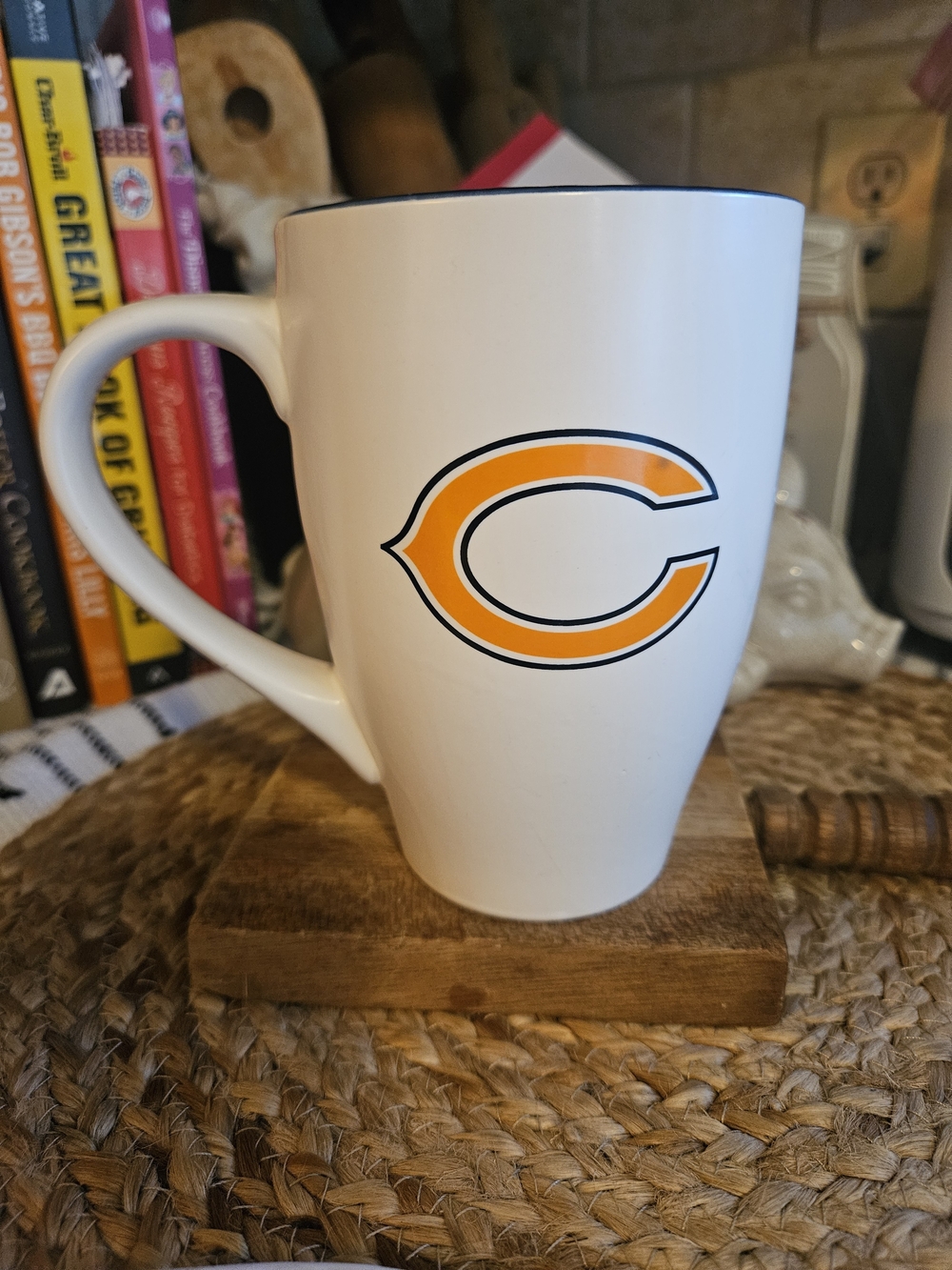 Chicago Bears Matte Mug - White Ceramic Team Logo